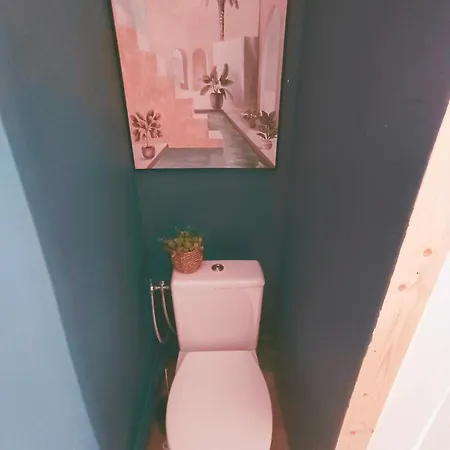 Casa vacanze Lamarobile Climatisé Avec Jardin Et Terrasse Proche Des Grands Buffets, Du Centre Et De La Gare *