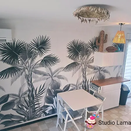 Casa vacanze Lamarobile Climatisé Avec Jardin Et Terrasse Proche Des Grands Buffets, Du Centre Et De La Gare